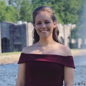 Meet your Posher, Victoria